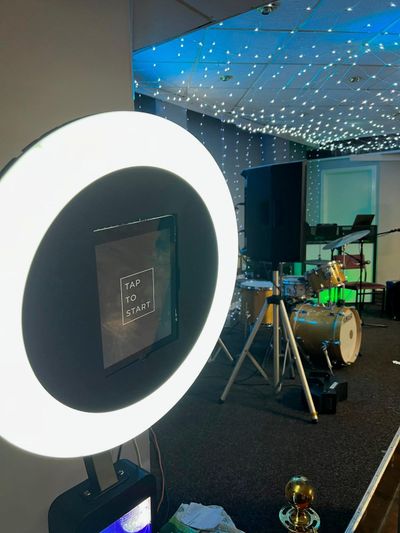Step up to the ring-lit Are Ye Dancin' selfie pod